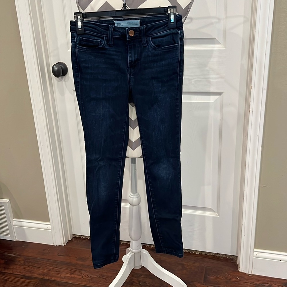 BKE Stella mid-rise slim fit skinny, size 24x31.5